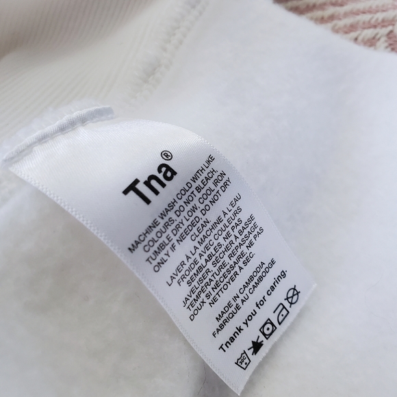 Brand New - Aritzia - TNA Cozy Fleece Boyfriend Cropped Sweatshirt - Picture 10 of 10